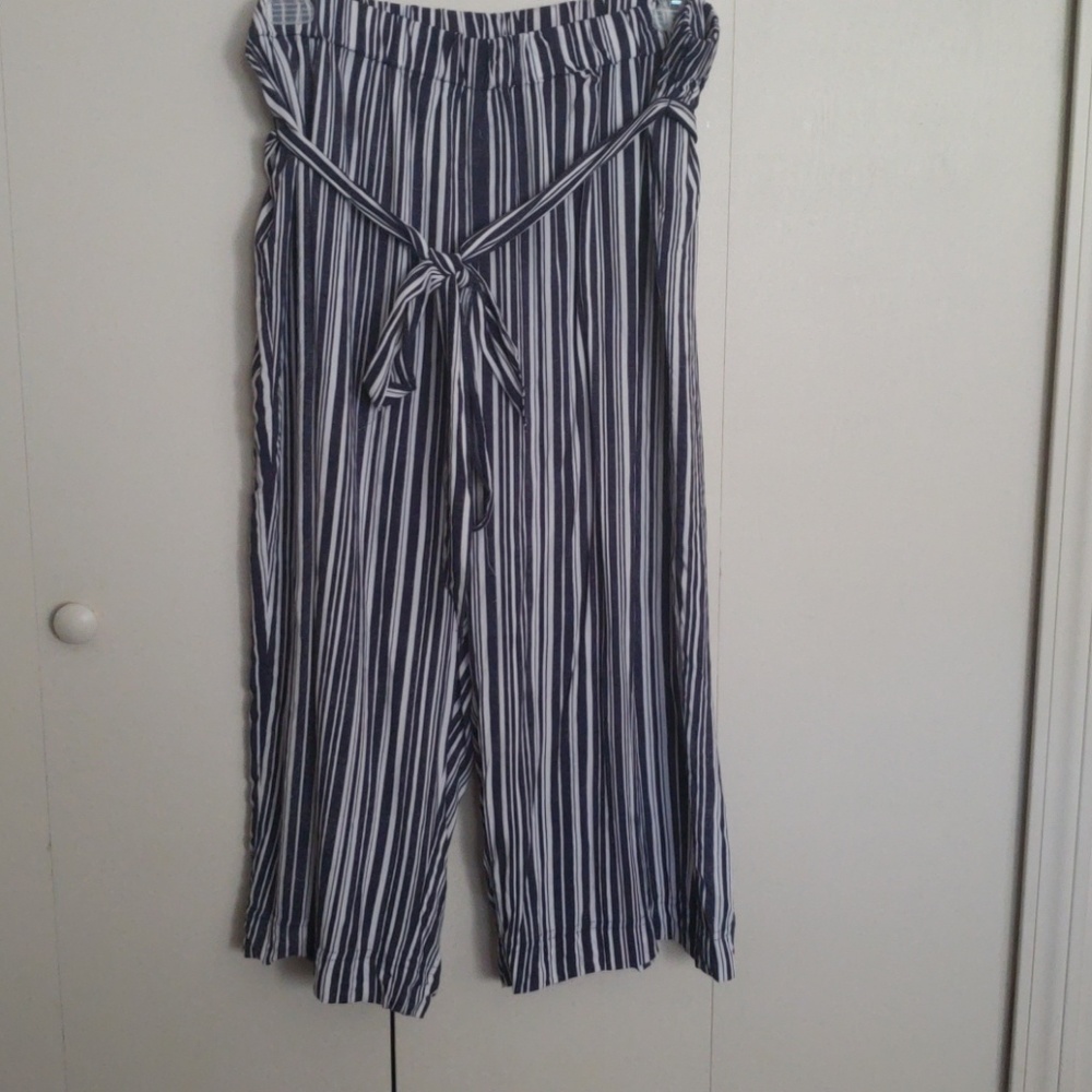 Striped gauchos